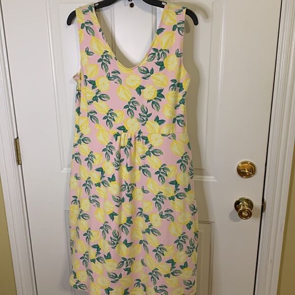 C&C California Size XL large V-neck pocketed dress with lemon design - Picture 2 of 7
